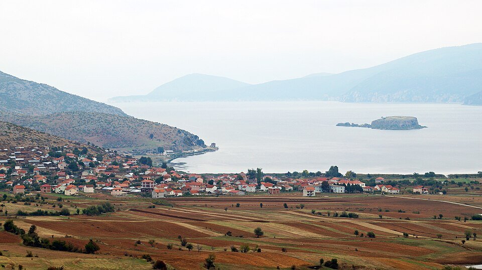 Pustec, Albania